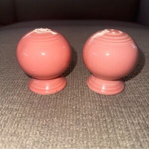 Vintage Fiesta Ware Ball Salt & Pepper Shakers Pink Flamingo Homer Laughlin USA